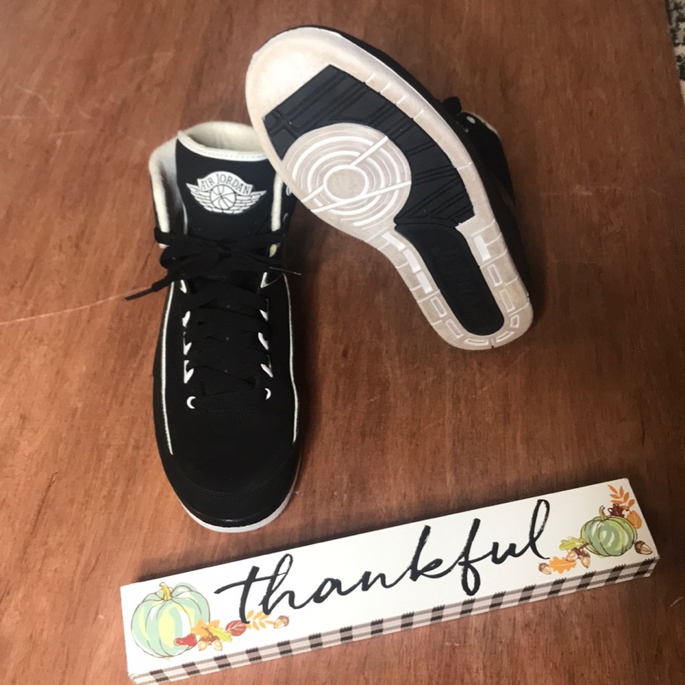 Air Jordan 2 Retro QF Black and White